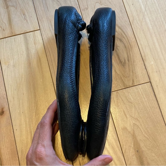 Tory Burch Reva Tumbled Black Leather Tonal ballet flats with leather logo 7.5 - Picture 4 of 6